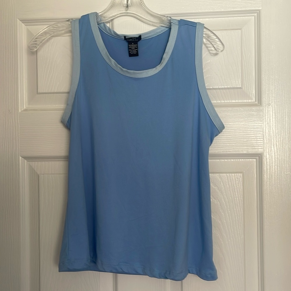 Rue 21 small top